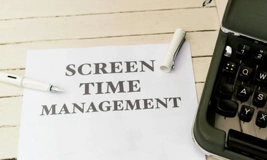 Screen time management tips to reduce screen time effects
