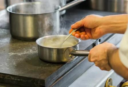 Nonstick vs Stainless Steel frying pans showing surface differences