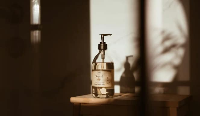 Soap vs body wash used for bathing and skin hygiene