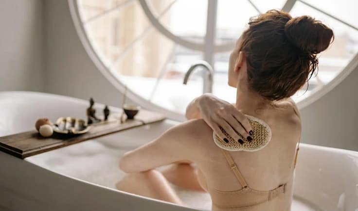 Soap vs body wash comparison for daily skin care